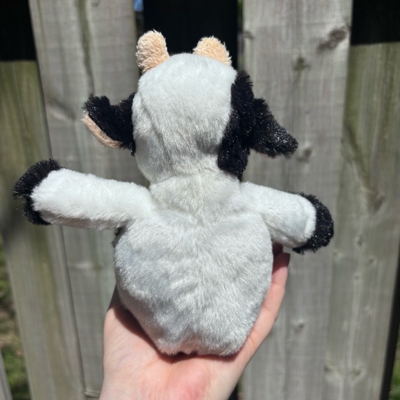 Calplush Stuffed Cow - Picture 5 of 6